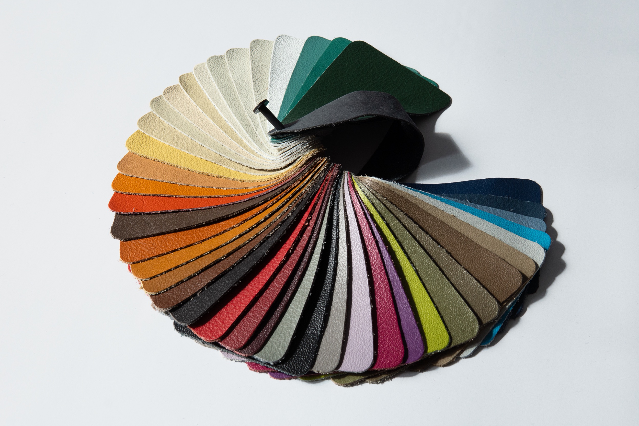 Leather samples flexhouse Mirasol Chair