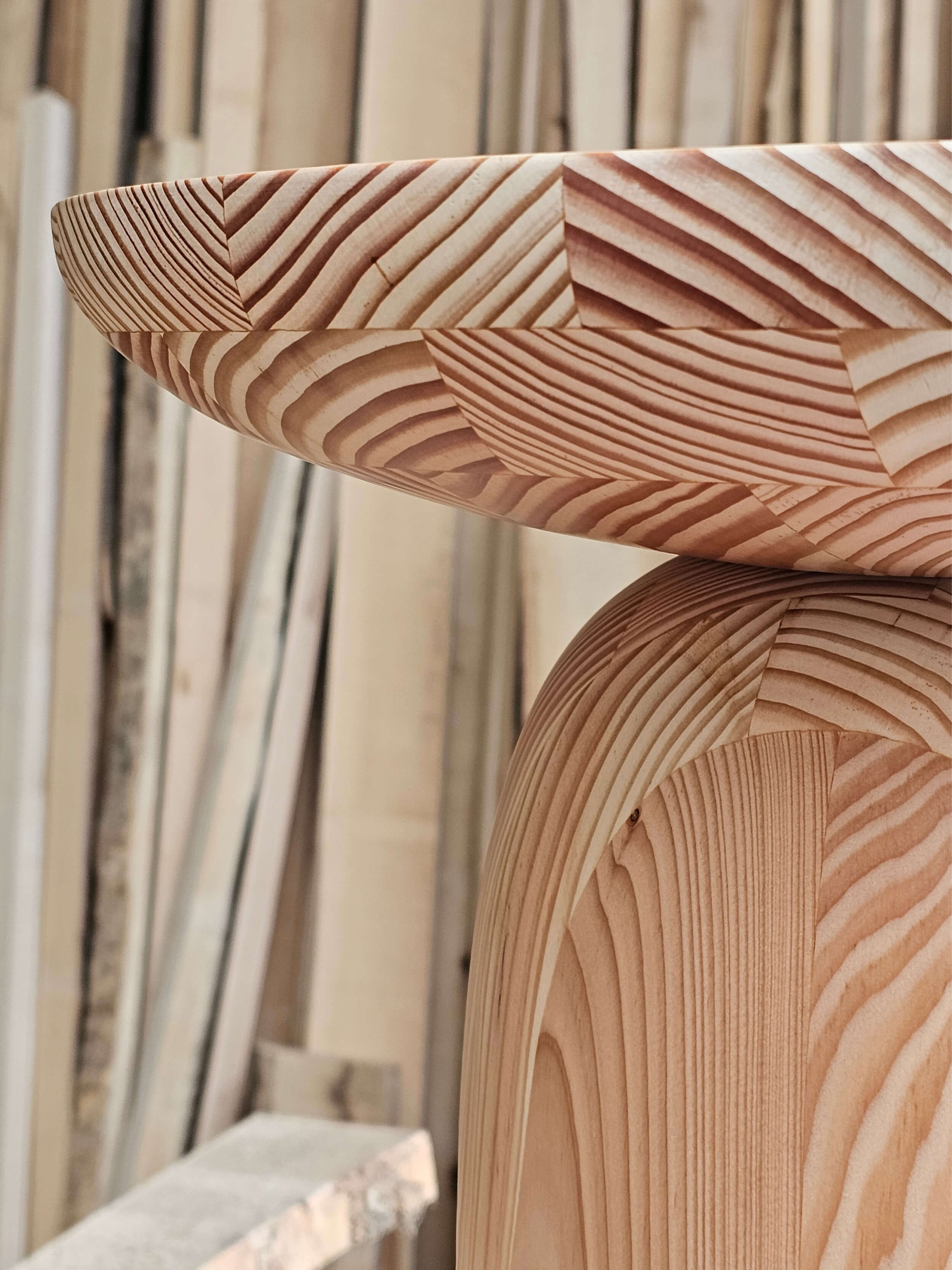 Material-Douglas-Fir-in-Designer-Products-Flexhouse-1