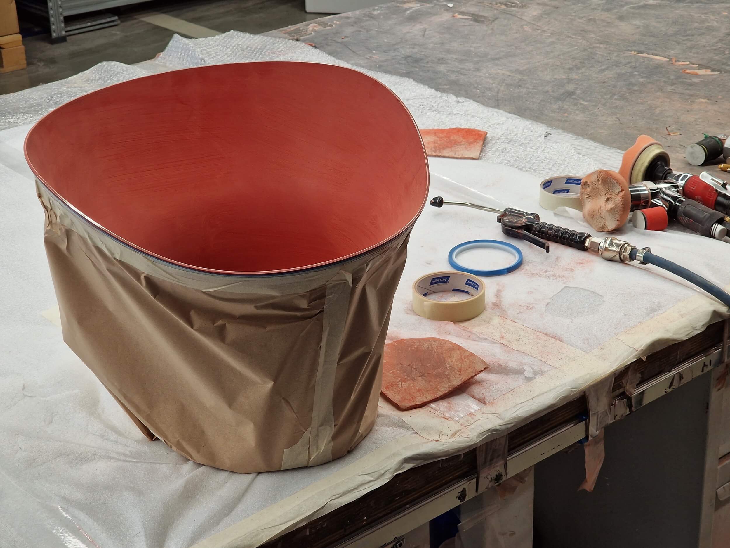 Production of Ferrari Cooler Flexhouse 92