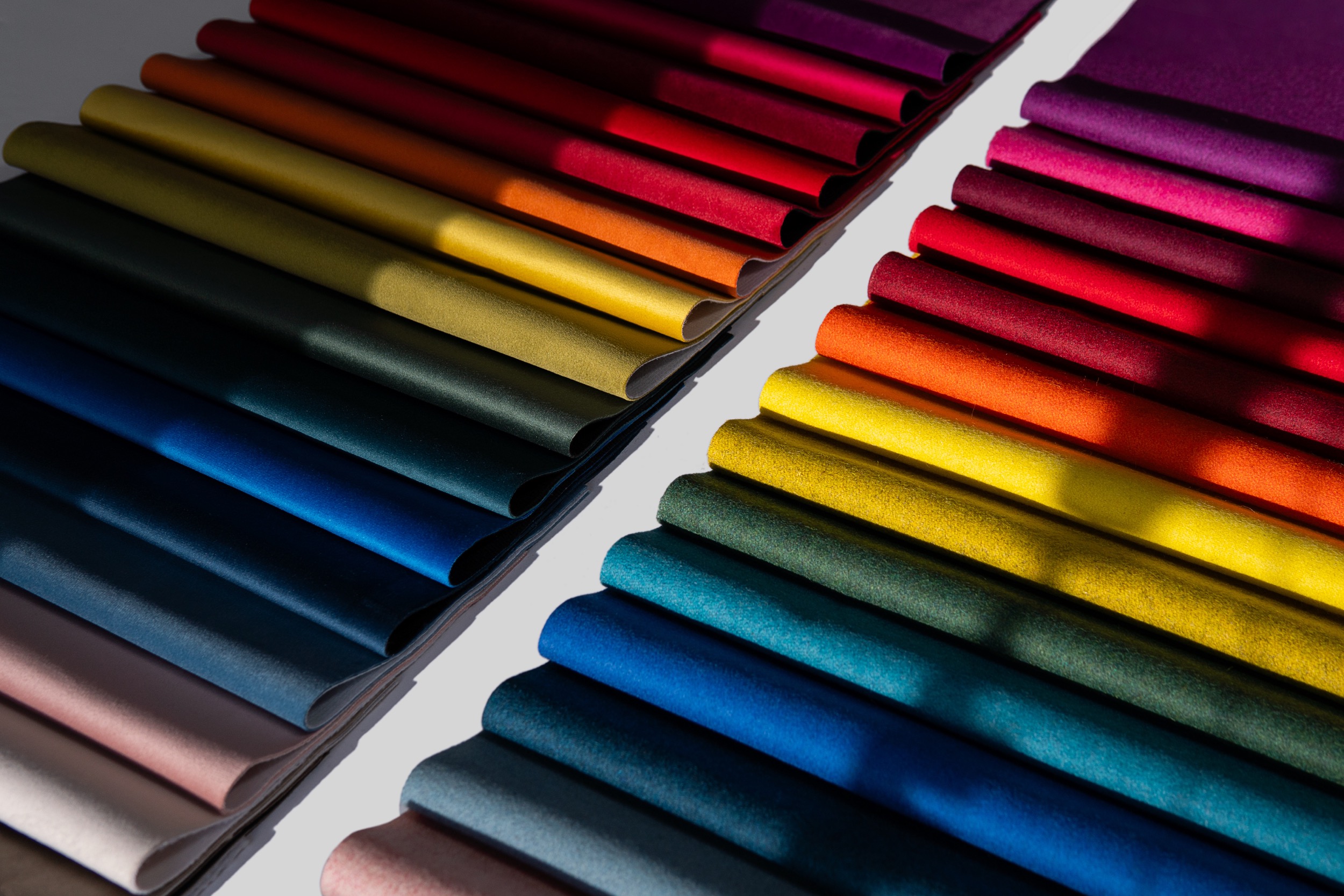 Wool and Velvet 1 flexhouse Mirasol Chair